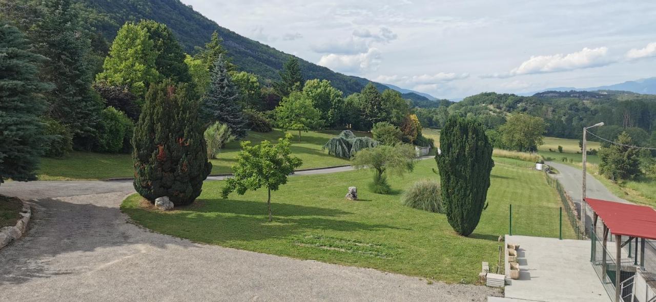 Gite Les 3 Lacs Chez Nath Ambleon Buitenkant foto